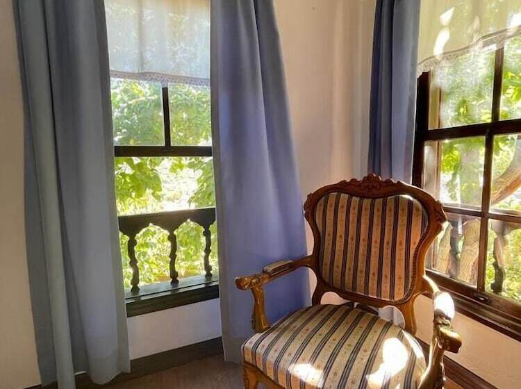 פנסיון şi̇ri̇nce Bahçe