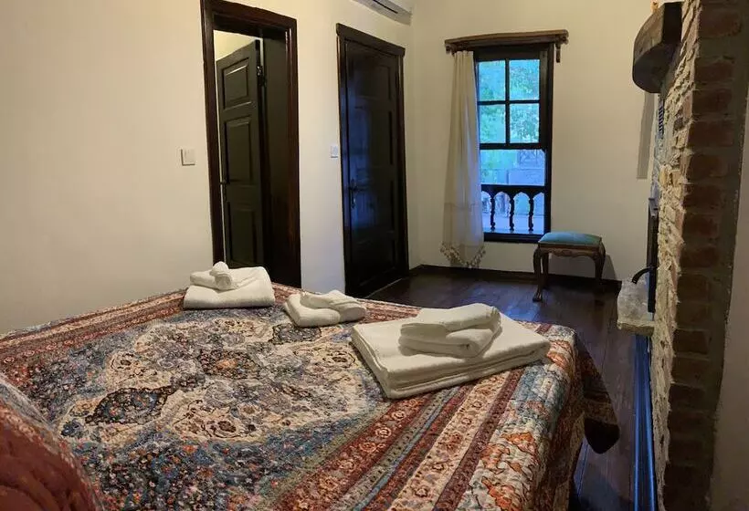 Majatalo şi̇ri̇nce Bahçe