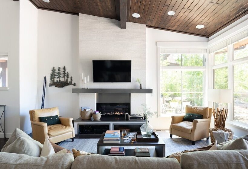 Quartz By Avantstay Stunning Home In Truckee W/ Views