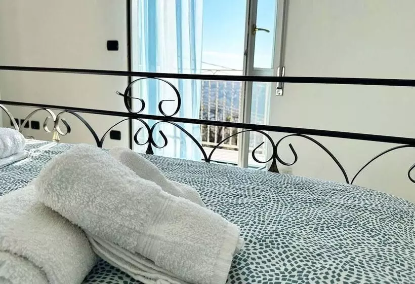 Residenssi Apartment With Panoramic Terrace On Amalfi Coast