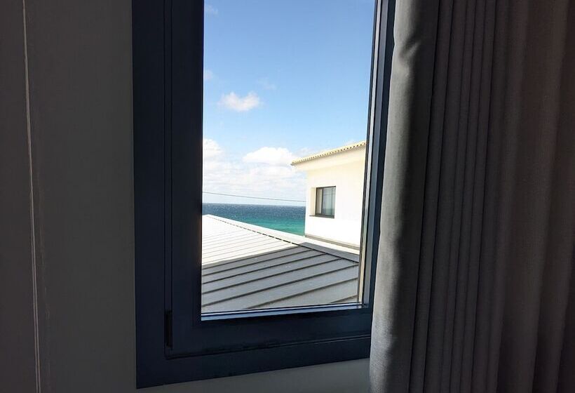 Hostal Náutico De Razo