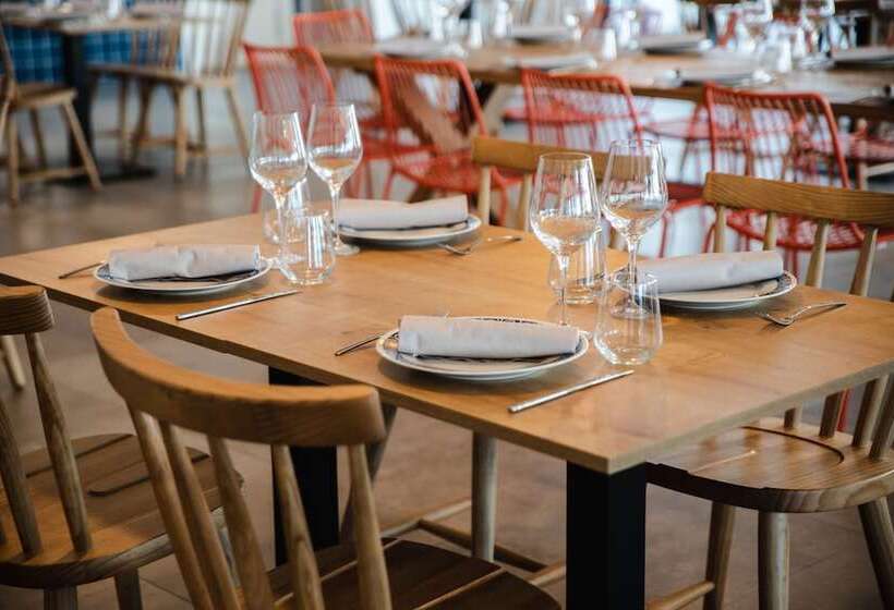 Hostal Náutico De Razo