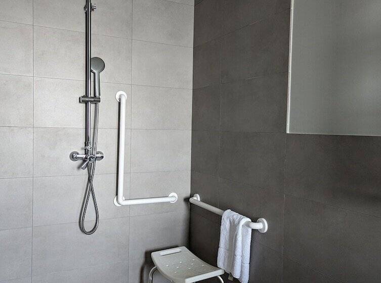 Hostal Náutico De Razo