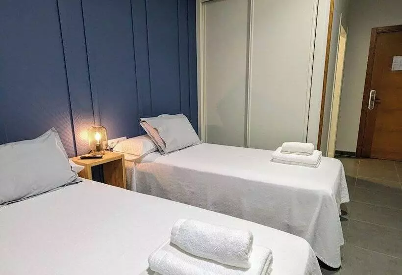 Hostal Náutico De Razo