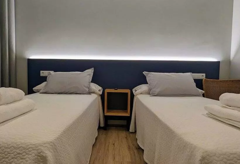 Hostal Náutico De Razo