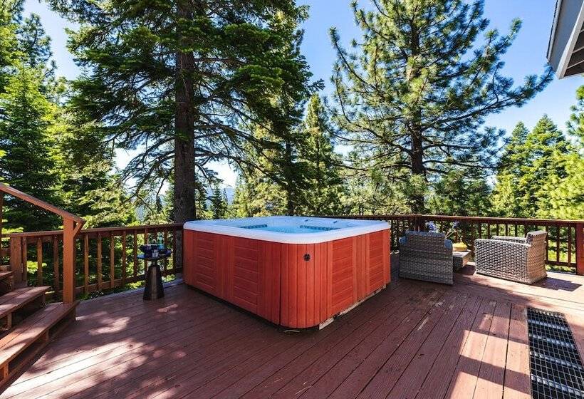Sparrow By Avantstay Modern Mountain Retreat W/ Hot Tub, Pool Table & Games!