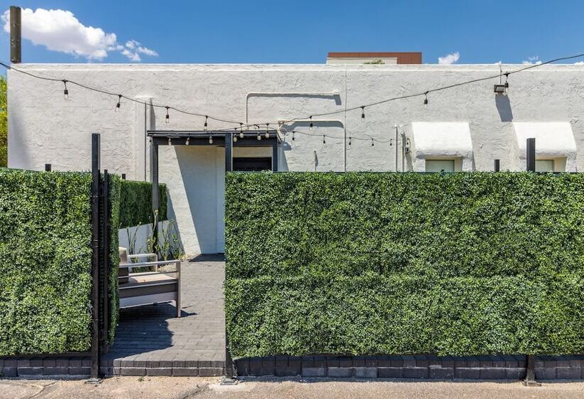 Stellar By Avantstay Modern Artist S Loft In Old Town W/ Patio