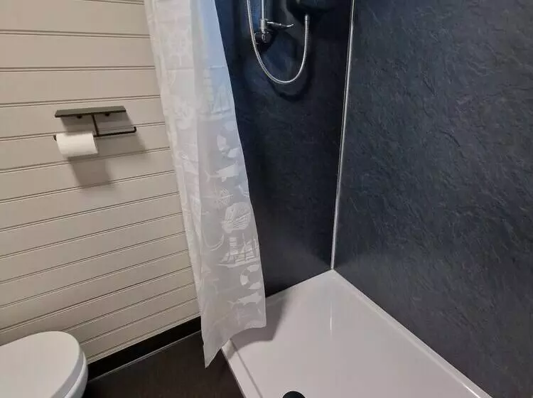 Stunning 1 Bed Shepherd Hut