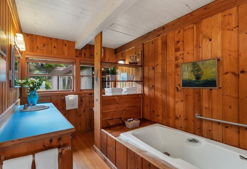 The Pilot House By Avantstay Stunning Home Right On Arch Cape Beach!