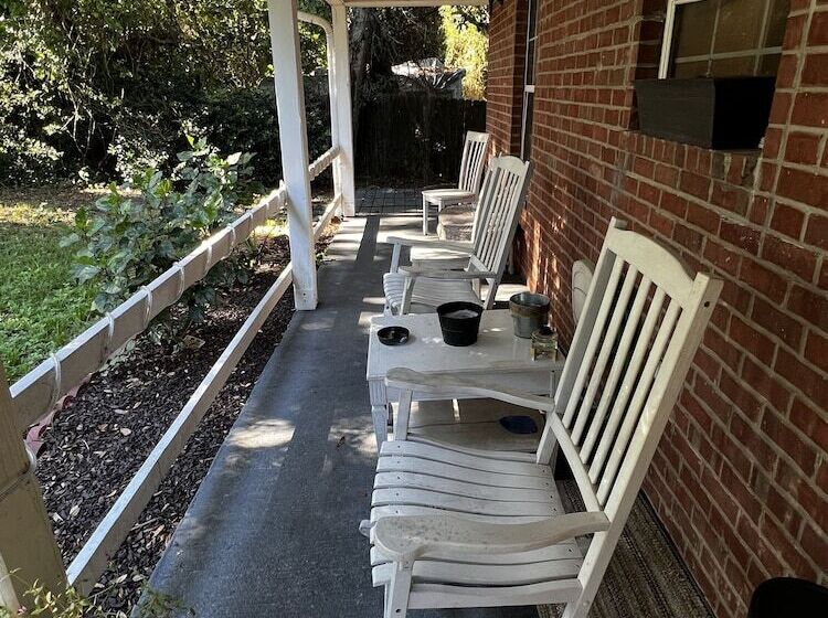 민박 A New Hope Retreat