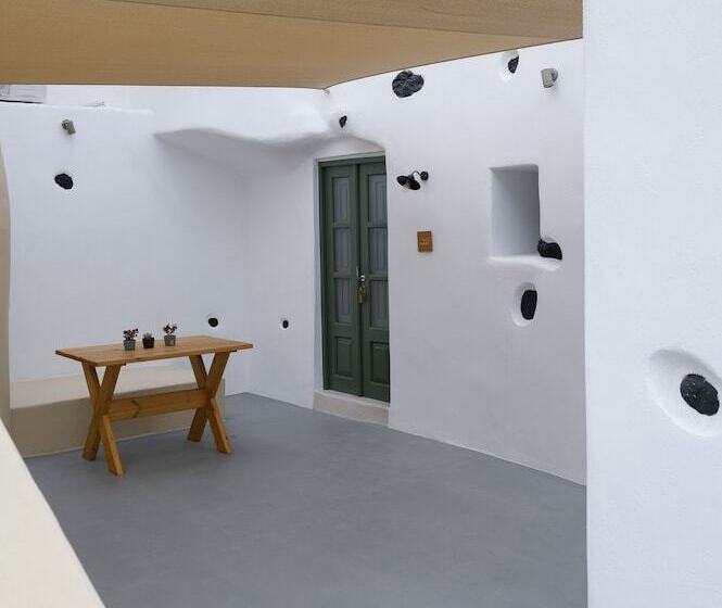 Bed and Breakfast Elements Cave Suites