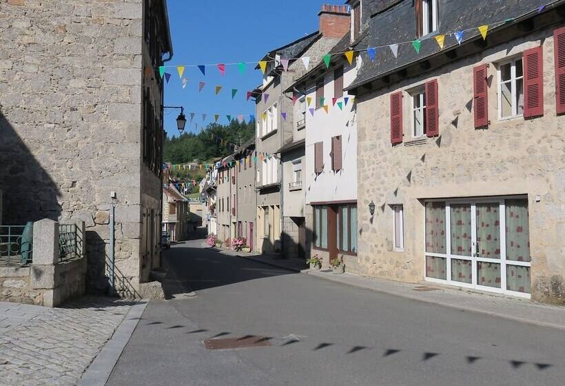 ベッドアンドブレックファースト L Ancien Poste