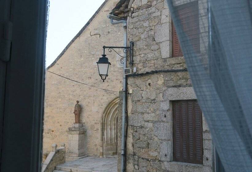 ベッドアンドブレックファースト L Ancien Poste