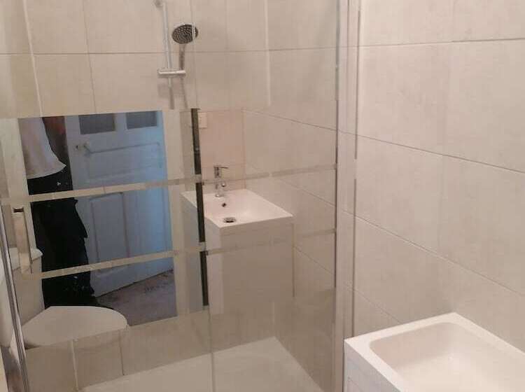 ベッドアンドブレックファースト L Ancien Poste