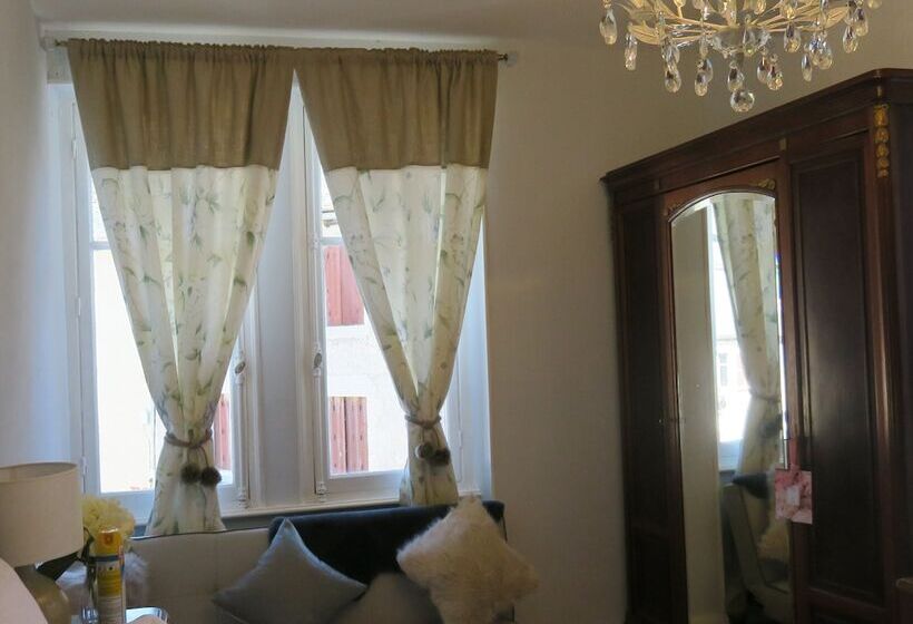 ベッドアンドブレックファースト L Ancien Poste