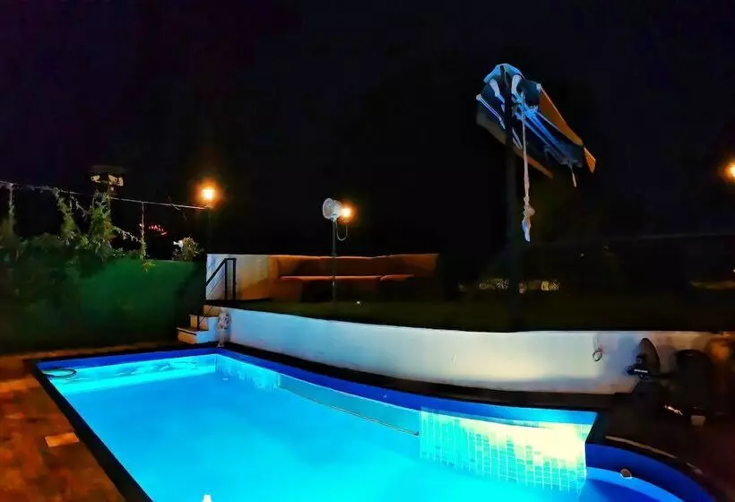 Aamiaismajoitus (B&B) My Stone Inn