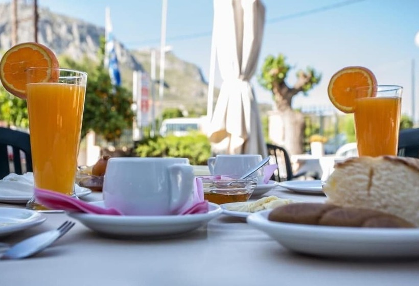 ベッドアンドブレックファースト Vasilios Marinos Rooms