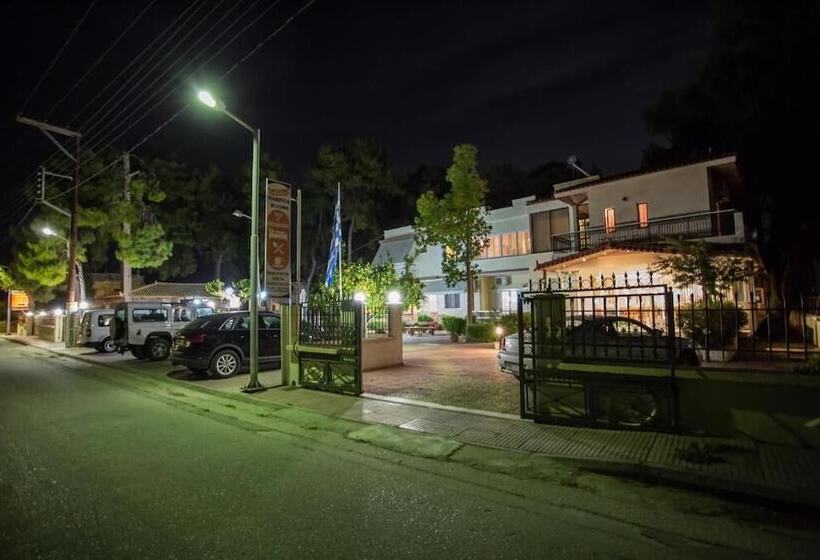 ベッドアンドブレックファースト Vasilios Marinos Rooms