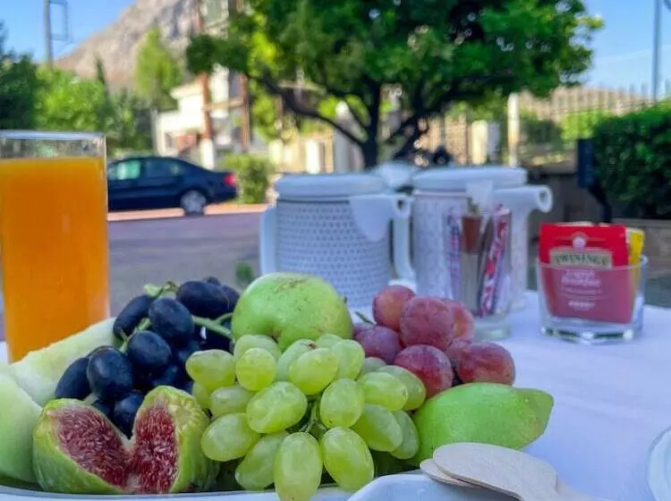 ベッドアンドブレックファースト Vasilios Marinos Rooms