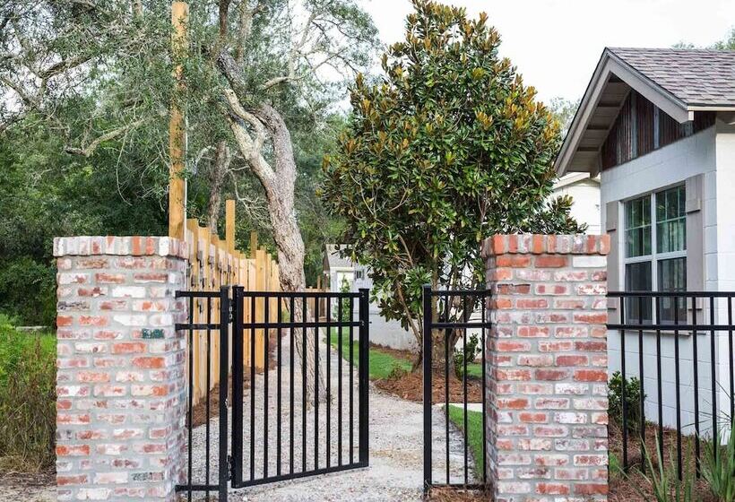 Cottages By The Bay   At Last