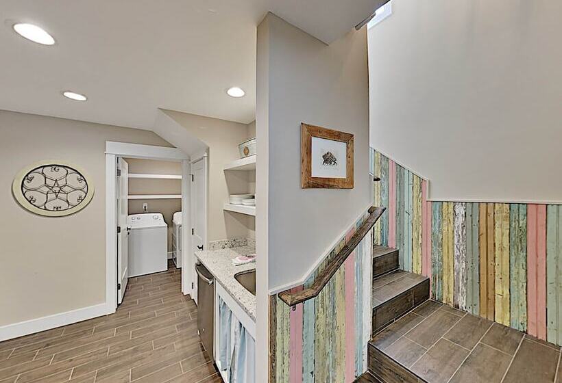 Cottages By The Bay   At Last