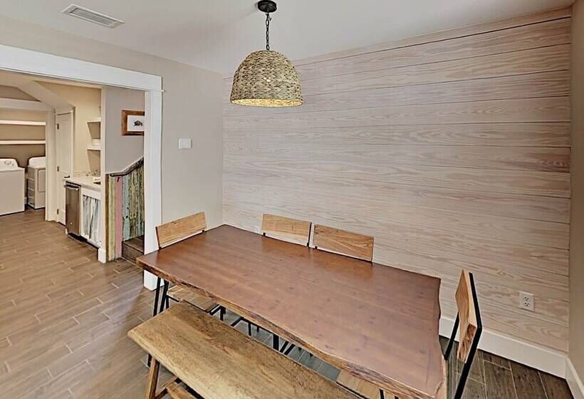 Cottages By The Bay   At Last