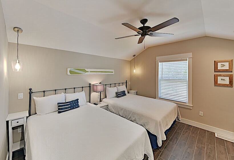 Cottages By The Bay   At Last