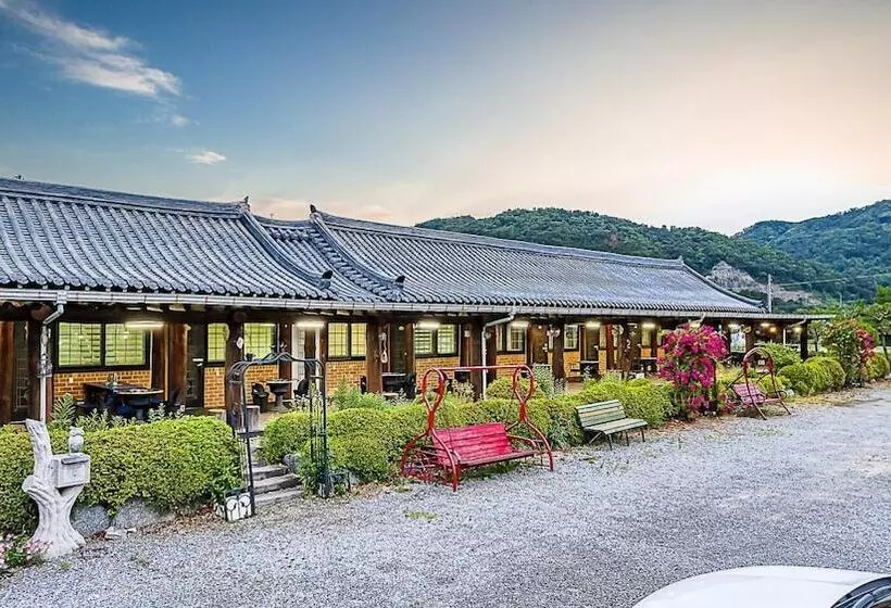 Gapyeong Acimpunggeongpension