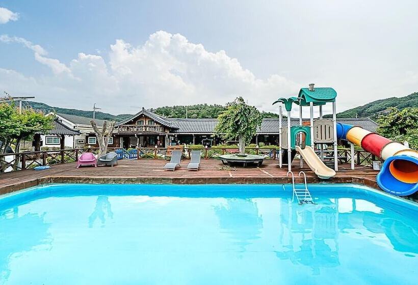 Gapyeong Acimpunggeongpension