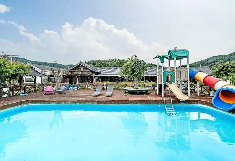 Gapyeong Acimpunggeongpension