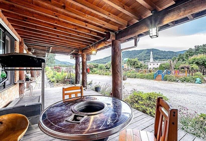 Gapyeong Acimpunggeongpension