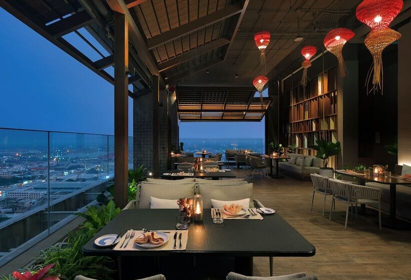 Ad Lib Hotel Khon Kaen