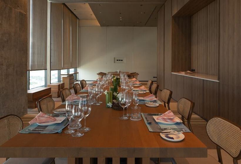 Ad Lib Hotel Khon Kaen