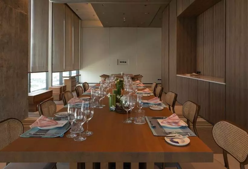 Ad Lib Hotel Khon Kaen