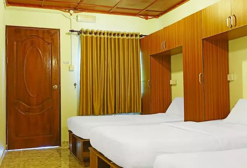 ホテル Capital O 90557 Dedsaan Beach Village