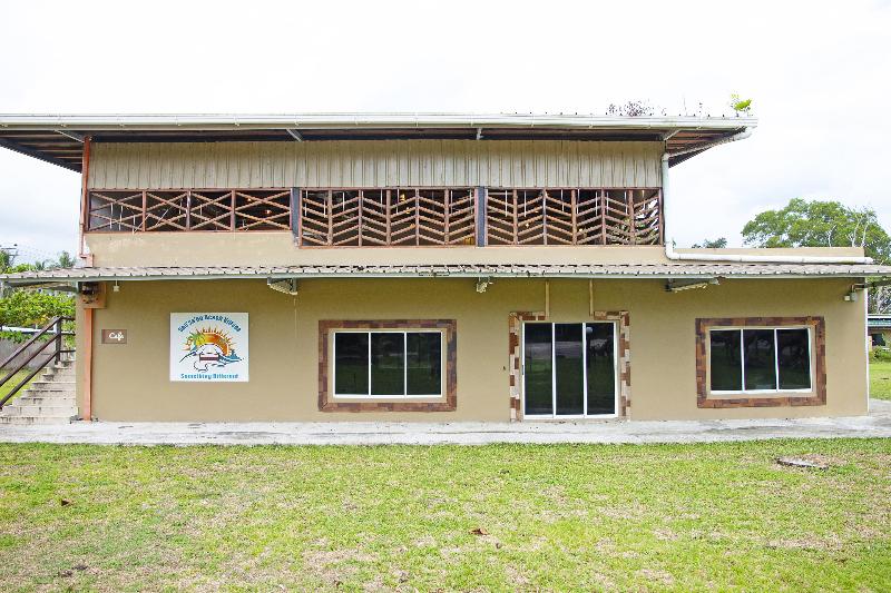 ホテル Capital O 90557 Dedsaan Beach Village