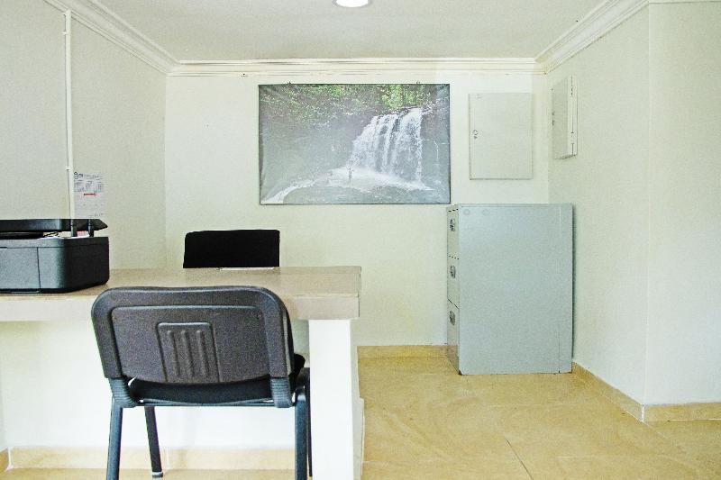 ホテル Capital O 90557 Dedsaan Beach Village