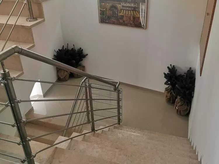 هتل City Inn