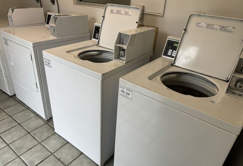 Capital O Hotel Richmond Hill/Savannah area I-95