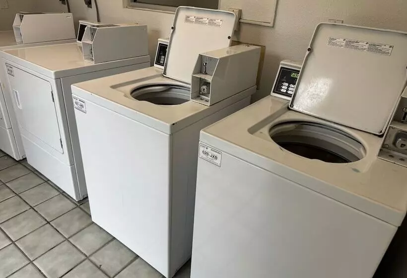 Capital O Hotel Richmond Hill/Savannah area I-95