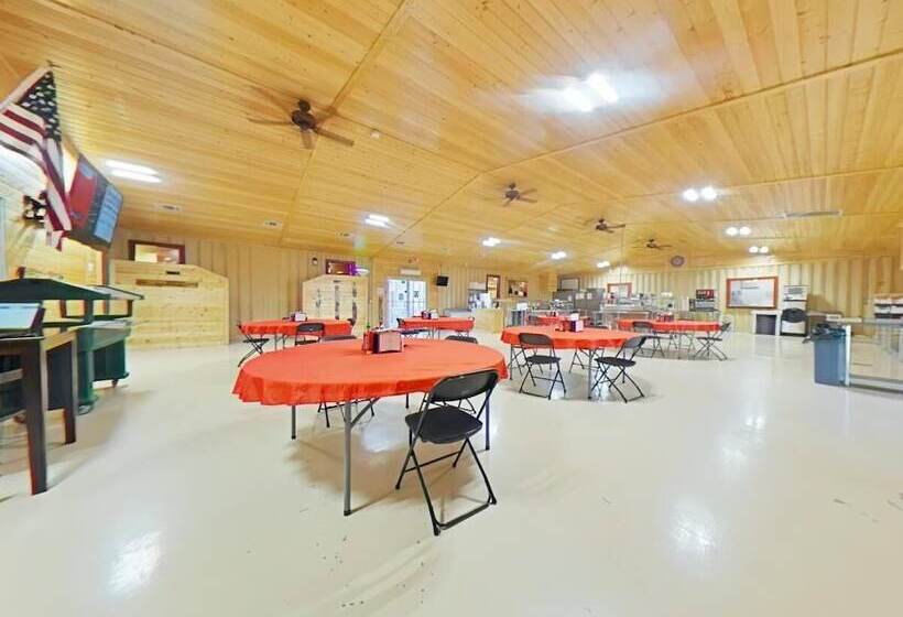 Hotel Ellipse Global Lodge