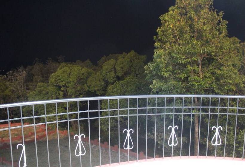 Hotel The Greenwood Resort Chikmagalur   Escape To Tranquil Mountain Views