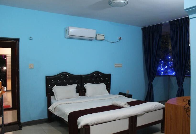 Hotel The Greenwood Resort Chikmagalur   Escape To Tranquil Mountain Views