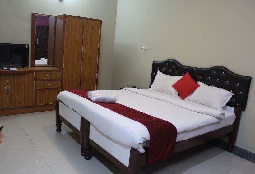 Hotel The Greenwood Resort Chikmagalur   Escape To Tranquil Mountain Views