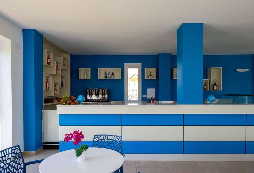 Отель Tenuta Rocci Cerasoli