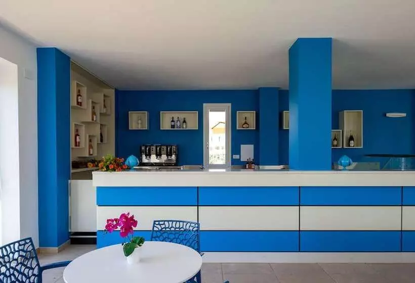 Hotelli Tenuta Rocci Cerasoli