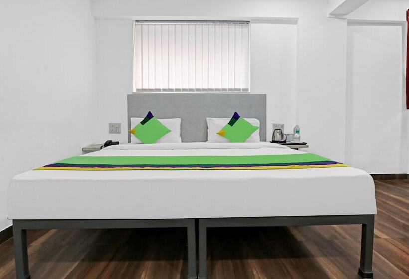 호텔 Treebo Grand Town House