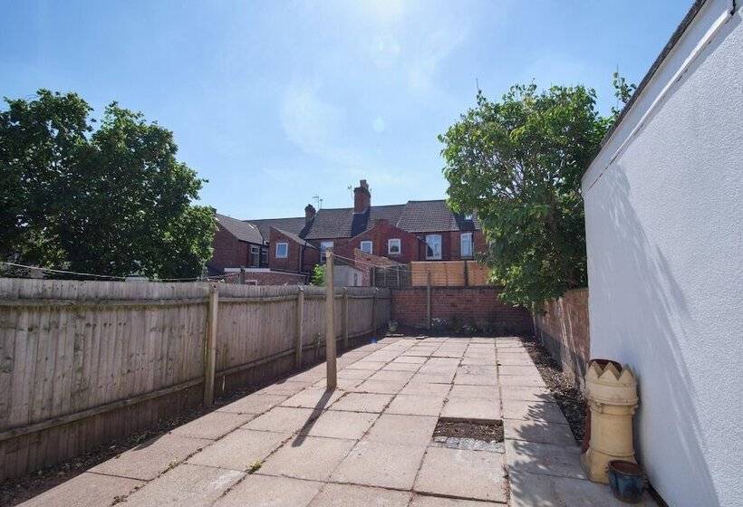 New 2bd Victorian Terraced House Loughborough