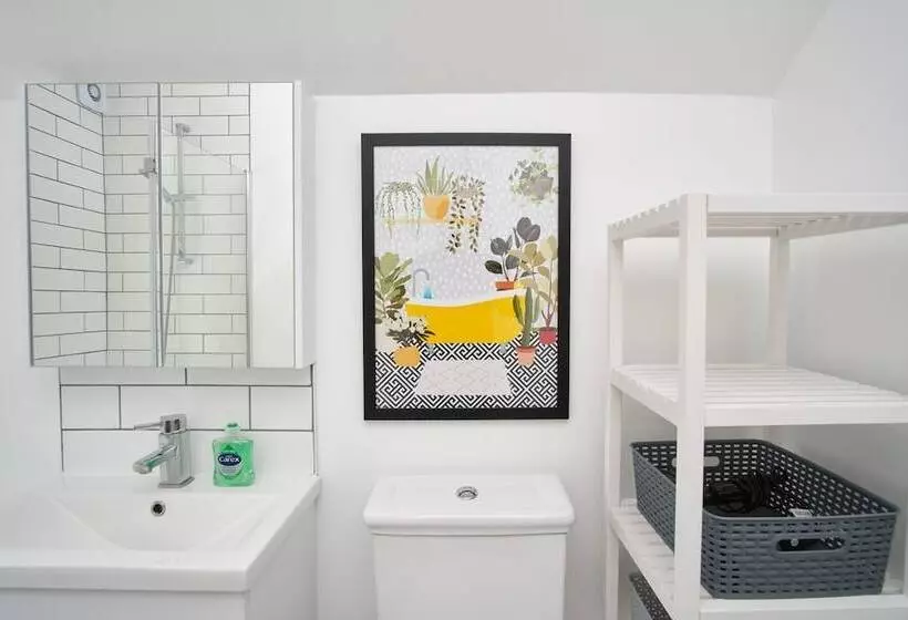 New 2bd Victorian Terraced House Loughborough