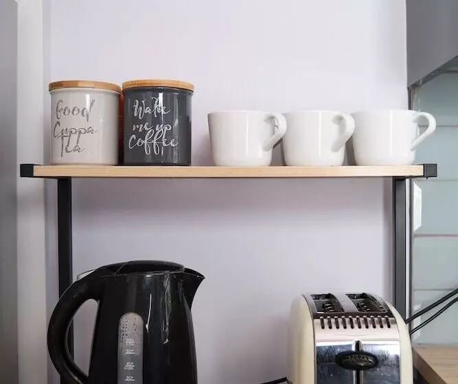 New 2bd Victorian Terraced House Loughborough